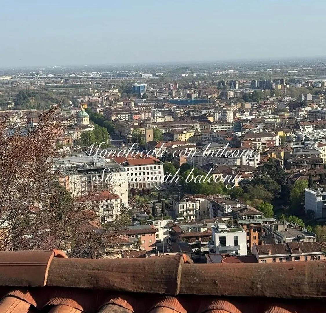 Livinn Bergamo La Mansardina1 E La Mansardina2 Ferienhaus