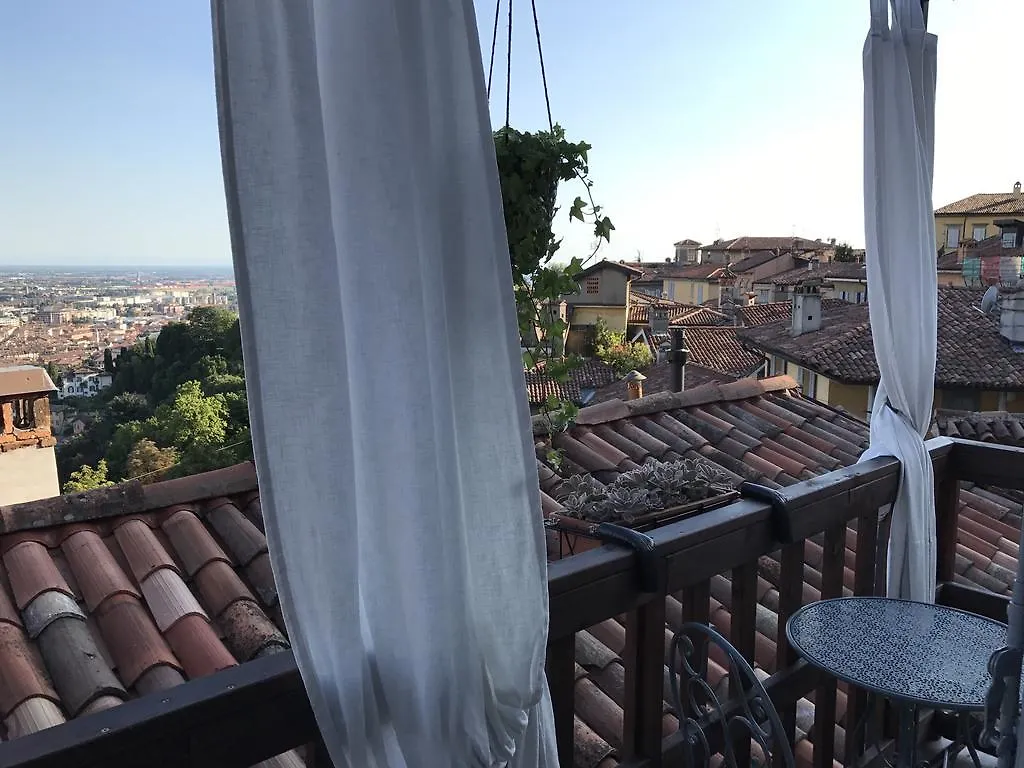 Livinn Bergamo La Mansardina1 E La Mansardina2 Ferienhaus